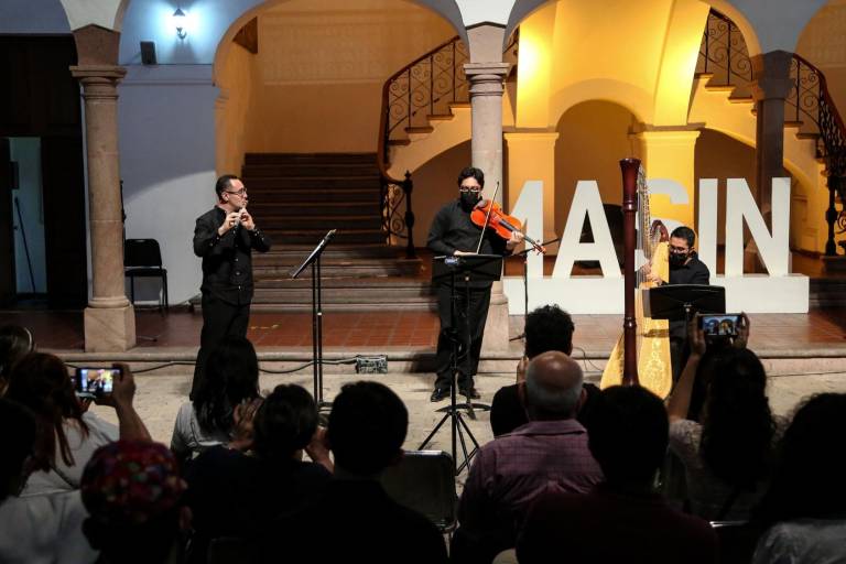 Ofrece la OSSLA amena velada con arreglos de piezas populares