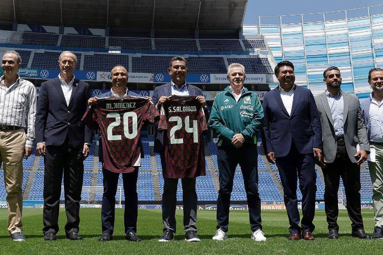 Javier Aguirre promete que habrá gente nueva en su convocatoria