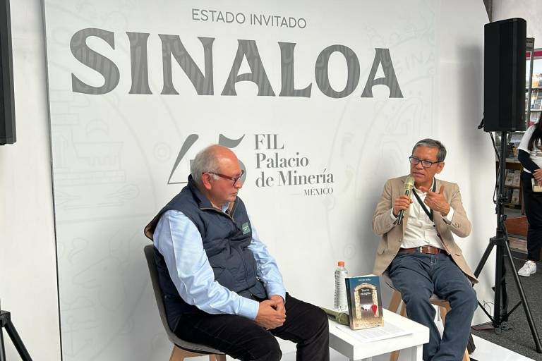 Rinde Sinaloa homenajes a Norma Bazúa y Óscar Liera