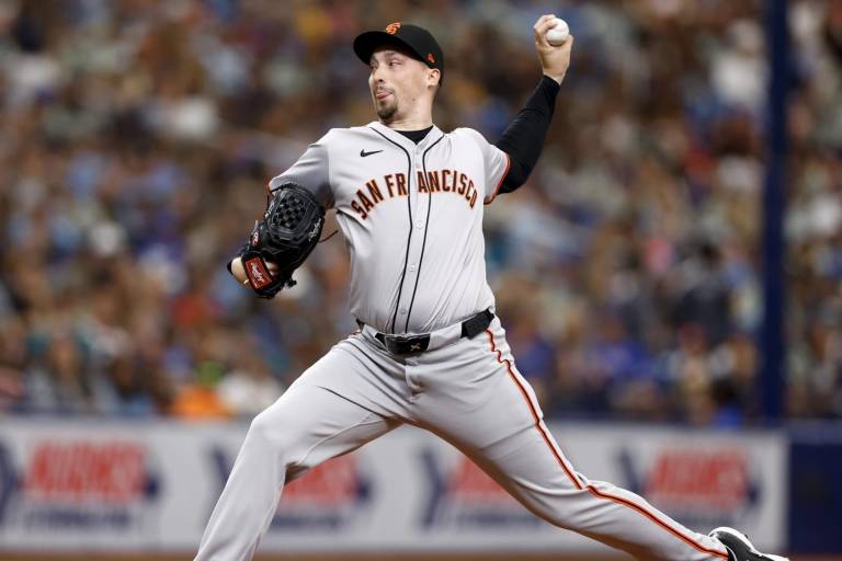 Snell avanza en su recuperación y lanza sesión del bullpen
