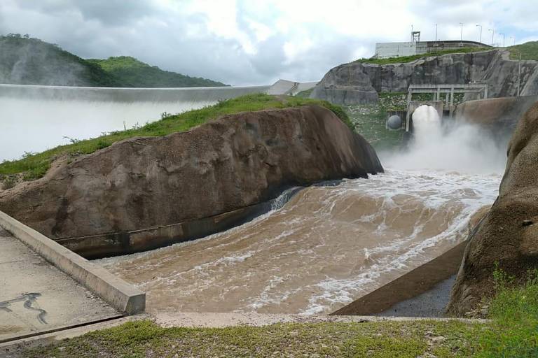Gobierno negociará con dueños de predios aledaños a Picachos y Santa María