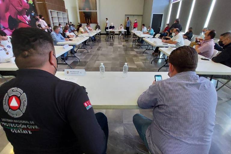 Ante alza de casos de Covid-19, en Guasave limitan fiestas y acceso a playas