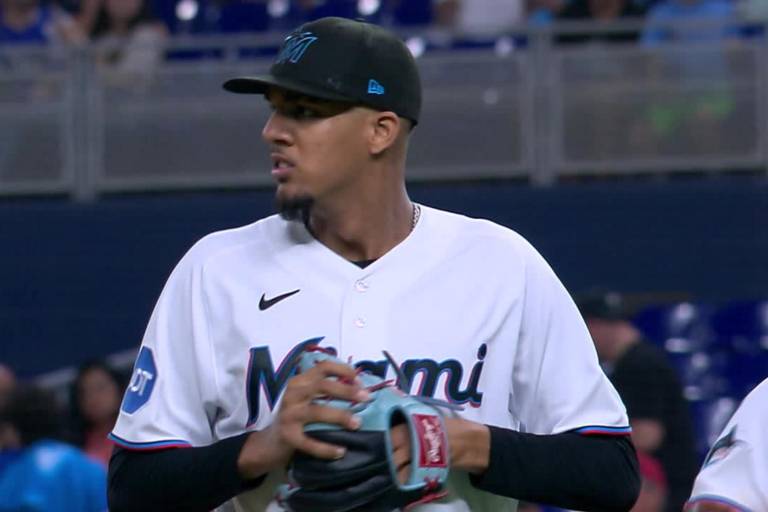 Marlins enviarán a Eury Pérez a ligas menores para aliviar su carga