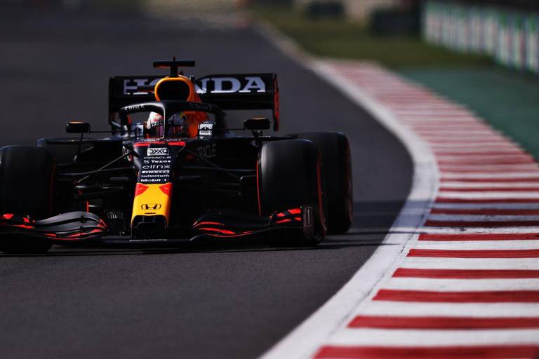 Checo Pérez saldrá cuarto en Gran Premio de México; Valtteri Bottas gana la pole
