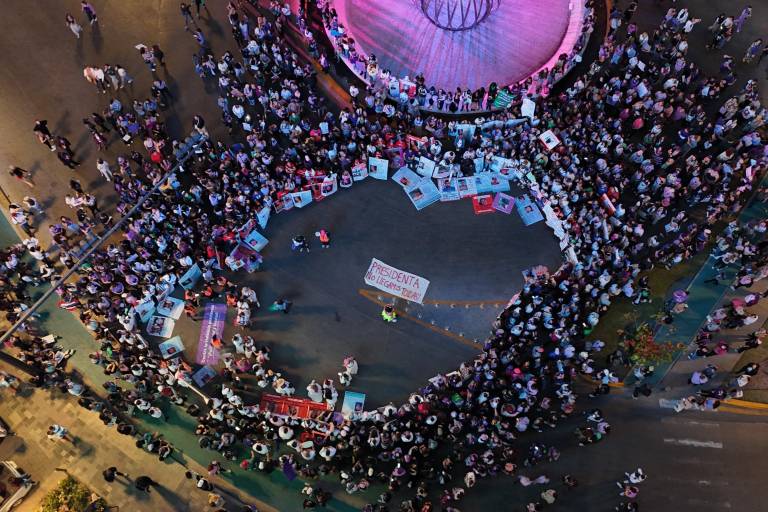 Mujeres en Mazatlán denuncian violencia, desigualdad y discriminación en el 8M