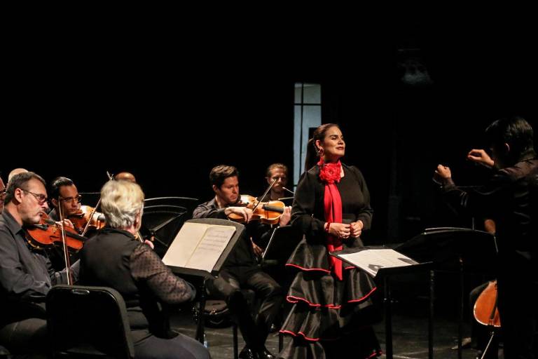 Asombra Oralia Castro con las canciones de García Lorca