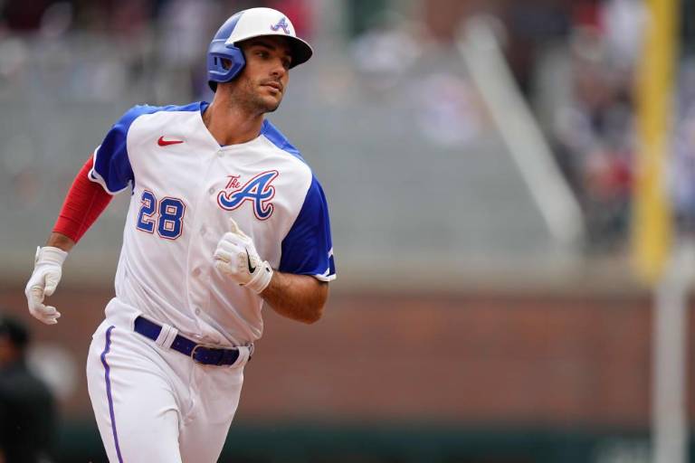 Matt Olson da grand slam y Bravos tunden a Rockies