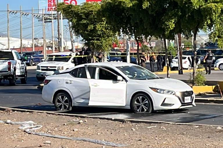 Atacan a balazos a personal de la Fiscalía de Sinaloa al sur de Culiacán