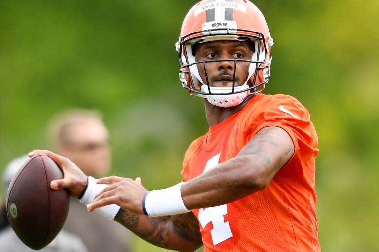 La NFL apelará suspensión de seis juegos del QB Deshaun Watson