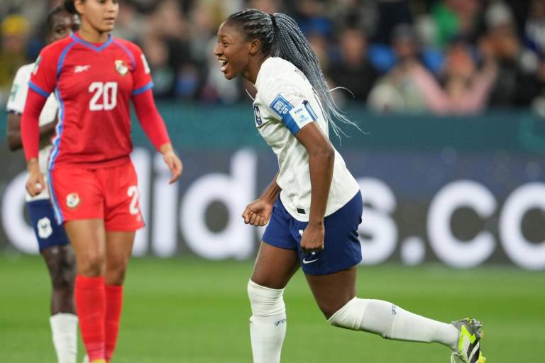 Francia remonta ante una Panamá que deja su sello en el Mundial