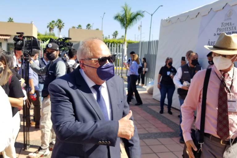 Buscan concretar a Mazatlán como el mejor destino turístico, zona industrial y comercial
