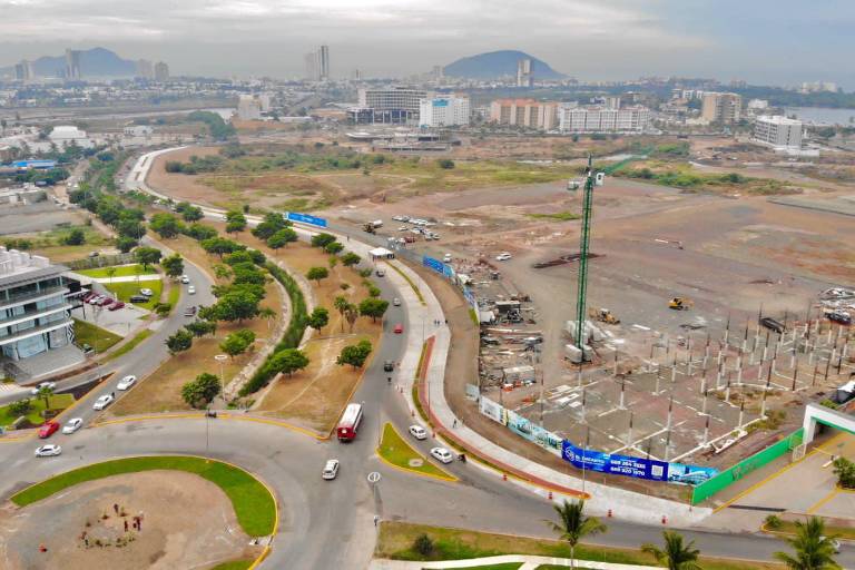 Amplían tramo en avenida Atlántico, al norte de Mazatlán