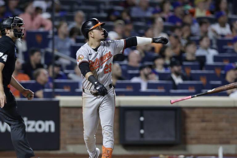 Ramón Urías conecta jonrón, pero Orioles queda en el terreno