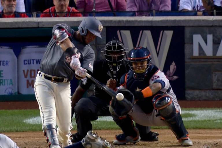 Nacionales frenan racha de Astros con poder