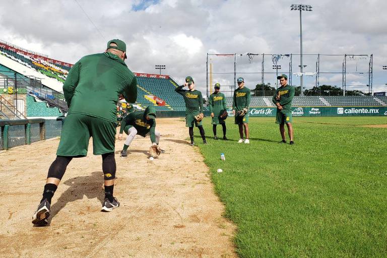 Yasmany Tomás viene a dejar todo con Cañeros de Los Mochis