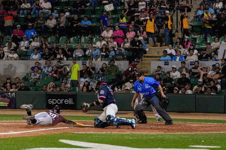 Jonrones de Quiroz y Smith Jr. abren camino al triunfo de Tomateros ante Algodoneros
