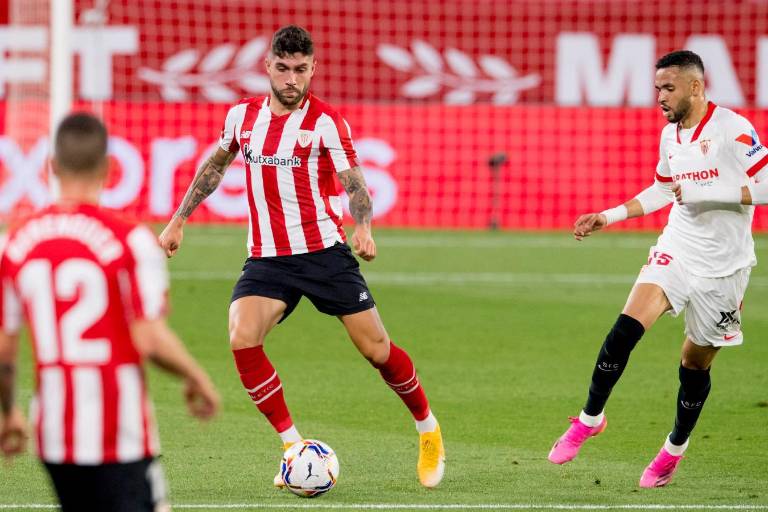 Athletic Bilbao congela las ilusiones del Sevilla