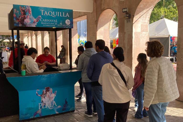 Mazatlecos continúan con la compra de boletos para el Carnaval y ya agotan algunas zonas