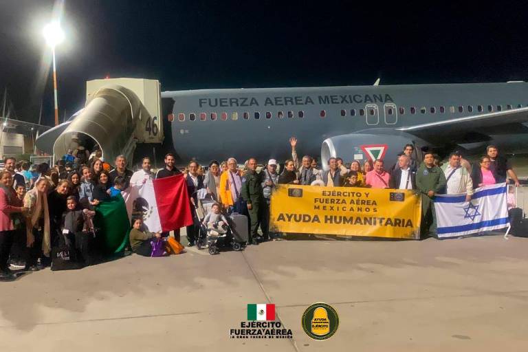 Repatrian a casi 140 mexicanos desde Israel en avión de la Fuerza Aérea