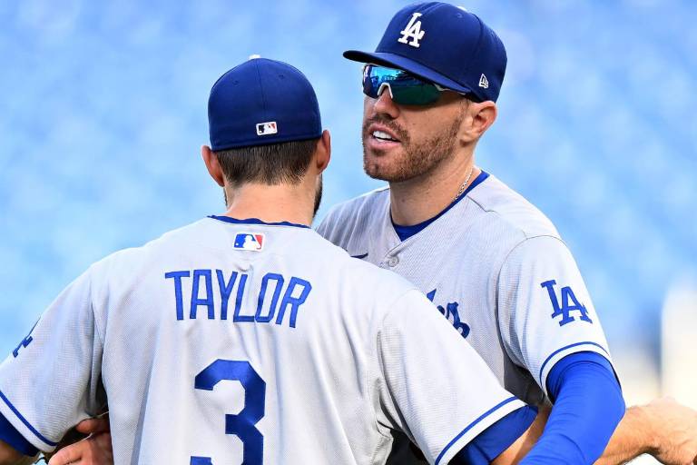 Freeman y Taylor recaudan fondos de ayuda contra los incendios forestales en Los Ángeles