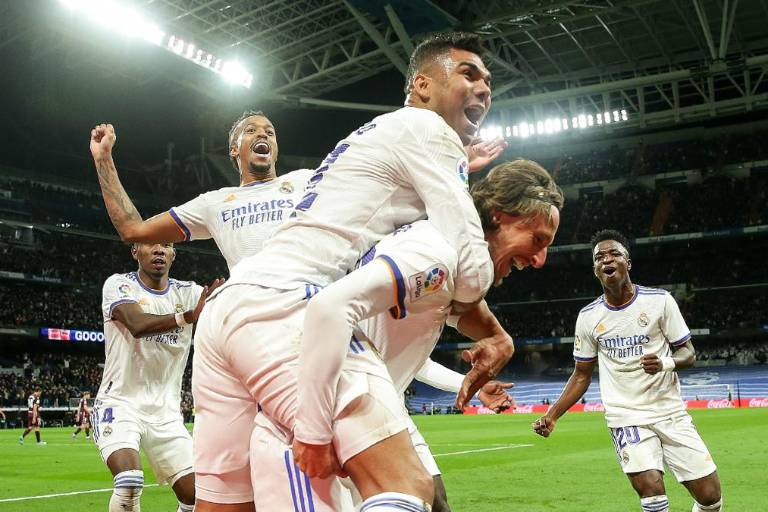 Real Madrid confirma traspaso de Casemiro al Manchester United