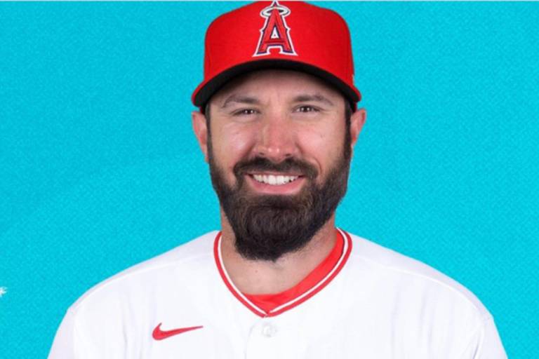 Angelinos llegan a un acuerdo con Adam Eaton