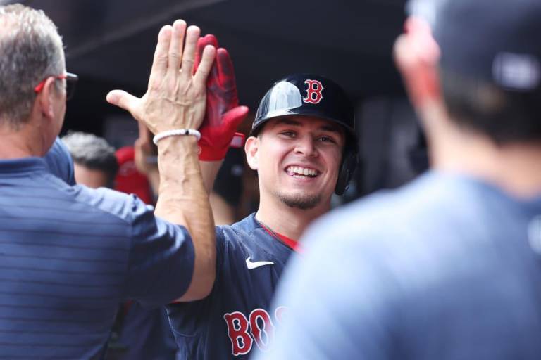 Luis Urías da otro grand slam y Medias Rojas tunden a Yanquis