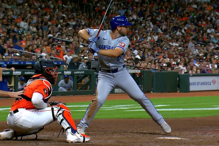 Paul DeJong firma por una temporada con Nacionales