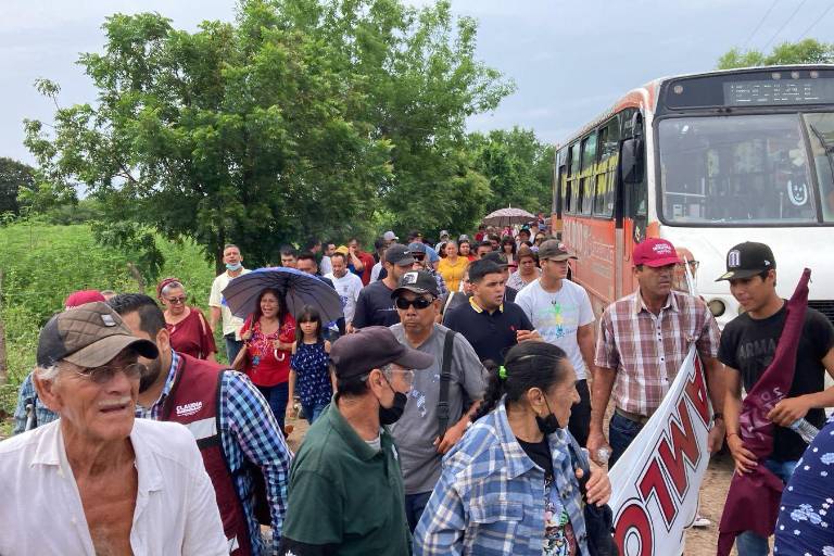 Esperan al Presidente López Obrador y a Claudia Sheinbaum en El Matadero, El Rosario