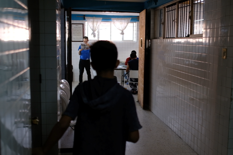 El DIF deja a niños, ancianos y personas con discapacidad en centros de rehabilitación de adicciones