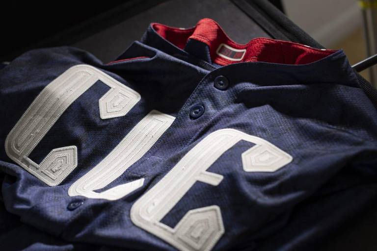 Uniformes City Connect de Cleveland están inspirados en los ‘Guardianes’