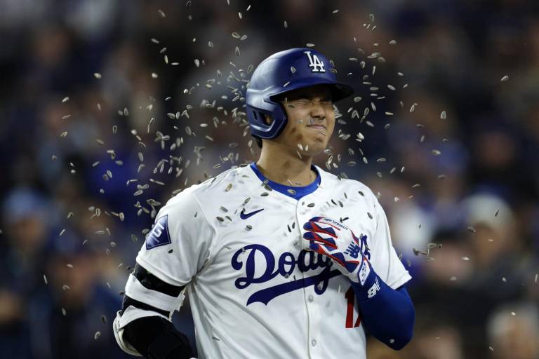 Ohtani demuele primer HR como Dodger... ¡a 430 pies!