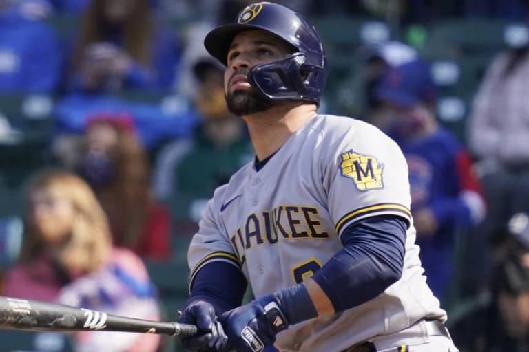 Cerveceros inhabilitan a Manny Piña