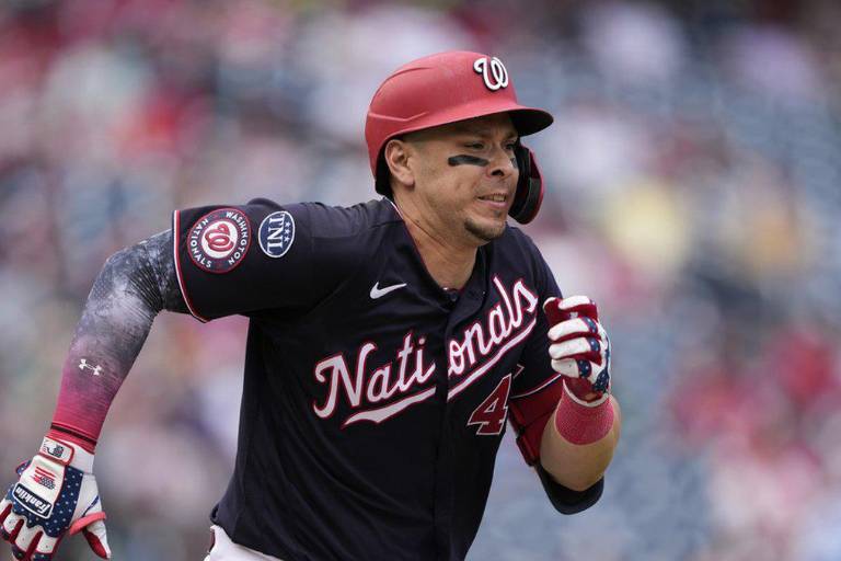 Joey Meneses aporta par de producciones en triunfo de los Nacionales