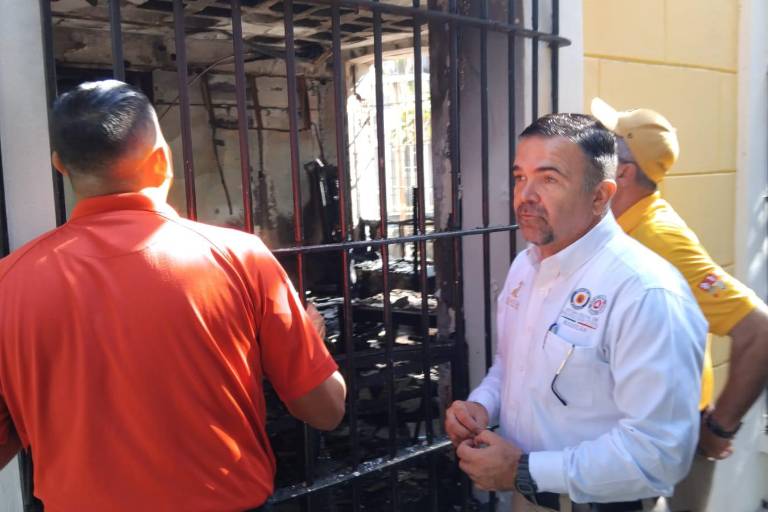 Reporta Protección Civil pérdida de acervo cultural tras incendio en Museo de Arte de Mazatlán