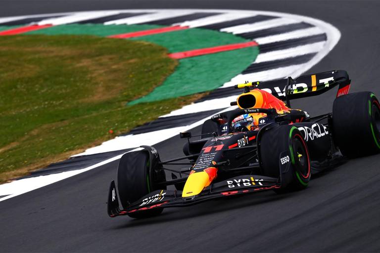 Checo Pérez termina séptimo en segunda práctica del Gran Premio de Gran Bretaña