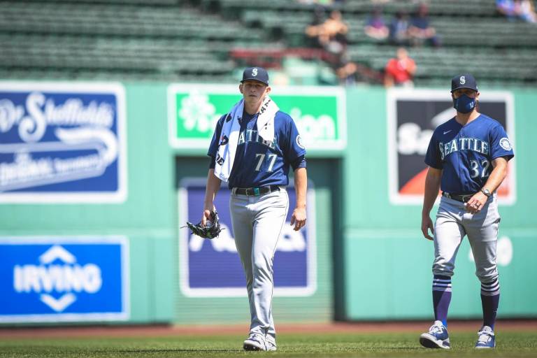 Kyle Seager y Chris Flexen guiaron a los Marineros