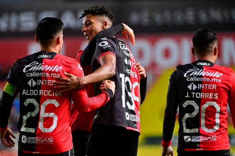Atlas confirmó su presencia en el repechaje aplastando al Necaxa de visita