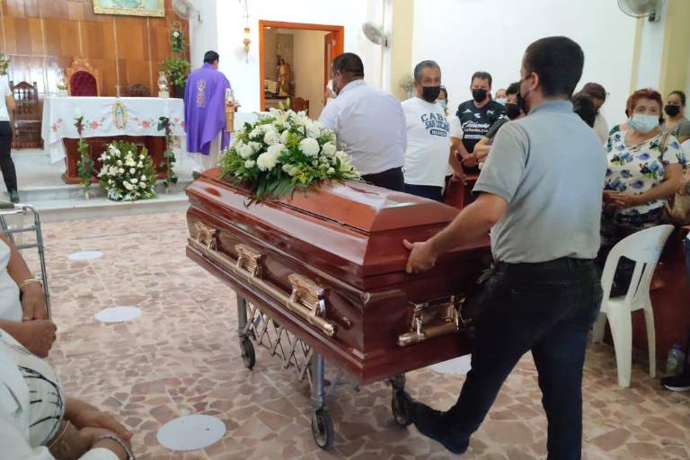 Le piden a Dios frenar la violencia que vive Mazatlán