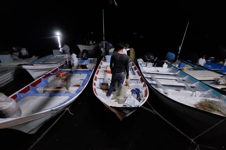 Pescadores ribereños de Guasave inician las capturas de camarón; tienen fe en obtener una buena pesca