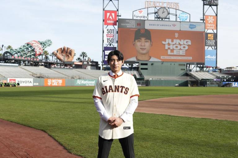 Los Gigantes presentaron a Jung Hoo Lee en el Oracle Park