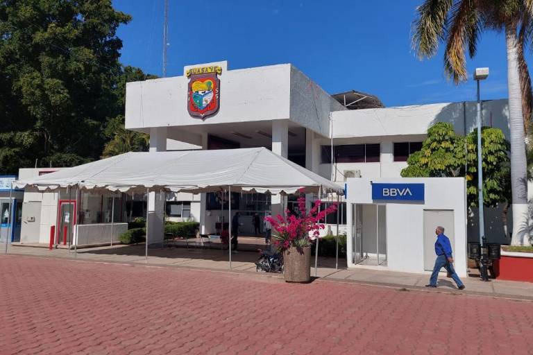 Cuarta ola de Covid-19 ‘pega’ al Ayuntamiento de Guasave; 35 trabajadores están incapacitados