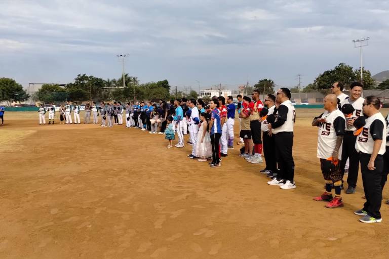 Añeja Liga Magisterial inaugura su temporada 38