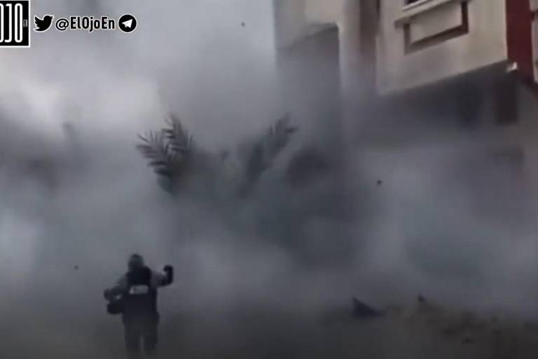 Bombardeo contra hospital en Gaza deja dos médicos muertos; han muerto 53 periodistas