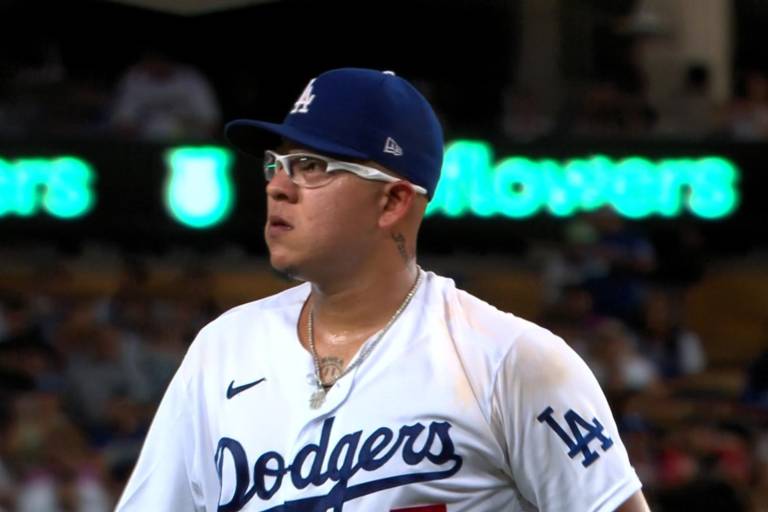 Julio Urías se sigue perfilando como el as de Dodgers para octubre