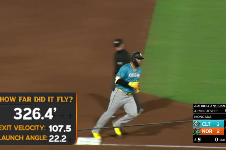 Yoán Moncada acuerda por una temporada con los Angelinos
