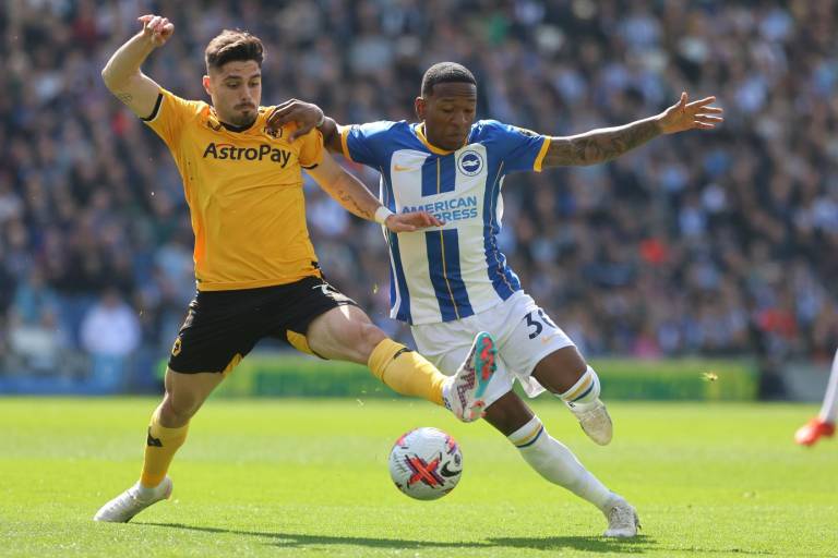 Brighton humilla a los Wolves sin Raúl Jiménez