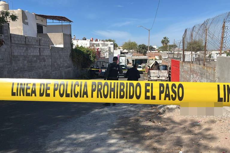 Localizan un hombre asesinado, con los pies y manos amarrados, en la colonia San Isidro, en Culiacán
