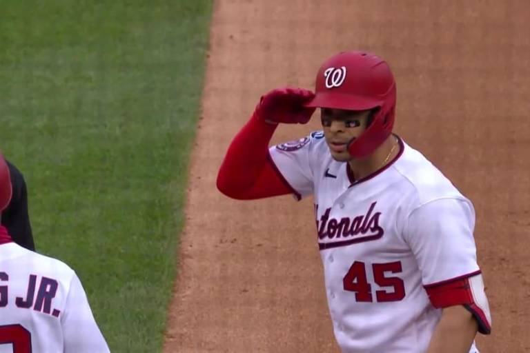 Joey Meneses conecta 4 hits y Nacionales doblegan a Piratas