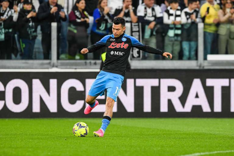 Nápoles da otro paso hacia el Scudetto con triunfo sobre Juventus